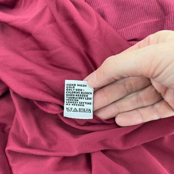 Sangria Sleeveless Halter Dress Keyhole Neckline Bubble Hem Maroon Casual Y2K 6‎ - Picture 3 of 8